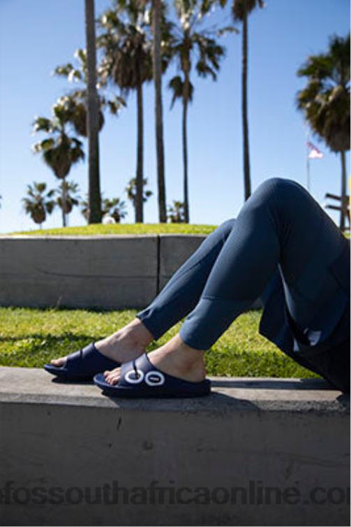 Navy White 6882D137 Men\'s OOahh Sport Slide Sandal OOFOS