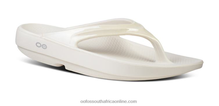 Ivory 6882D68 Women's OOlala Sandal OOFOS